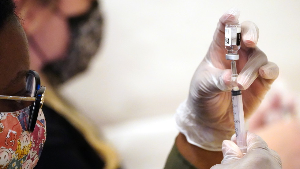 USA: Nach Freigabe der experimentellen Impfstoffe an Jüngere, untersucht nun die Behörde auftretende Herzentzündungen bei jungen Menschen, die den Impfstoff gegen Covid-19 erhalten haben