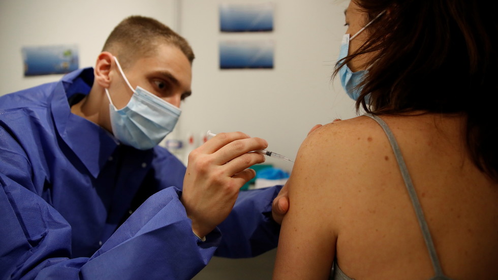 Why are France’s sanitary dictators so keen on mandatory vaccination? By moving the goalposts, they’re slowing return to normality