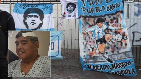 Fans have demanded answers for Maradona's family. © Reuters / AFP (inset)