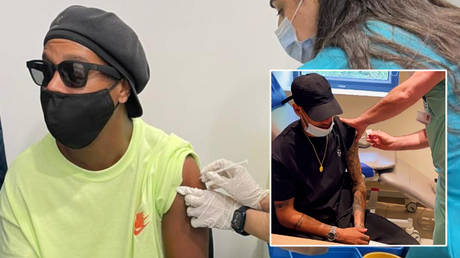 &lsquo;I hope the whole world can be vaccinated&rsquo;: Huge boost for vaccinators as Brazil icons Neymar & Ronaldinho film Covid jabs (VIDEO)