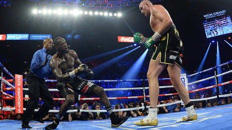 Tyson Fury (right) has warned Deontay Wilder about a trilogy boxing match © Joe Camporeale / USA Today Sports via Reuters