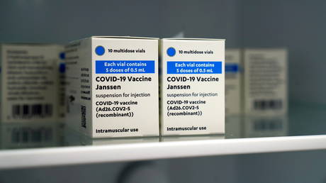 FILE PHOTO: Johnson & Johnson's coronavirus disease (COVID-19) vaccines in Pamplona, Spain. © Reuters / Vincent West