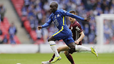 &lsquo;Huge boost&rsquo;: Chelsea fans rejoice as key man Kante & goalkeeper Mendy return to training ahead of Champions League final