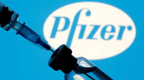 O lucro obsceno de US $ 900 milhões da Pfizer com sua vacina Covid em apenas três meses prova que o capitalismo e a saúde pública são companheiros ruins