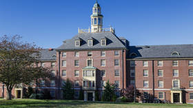 Massachusetts college students SUSPENDED for not wearing masks outside during off-campus event – media