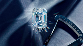 Сверкайте ярко: крупнейший в истории России бриллиант продается на швейцарском аукционе за 14,1 млн долларов после почти двухлетней полировки