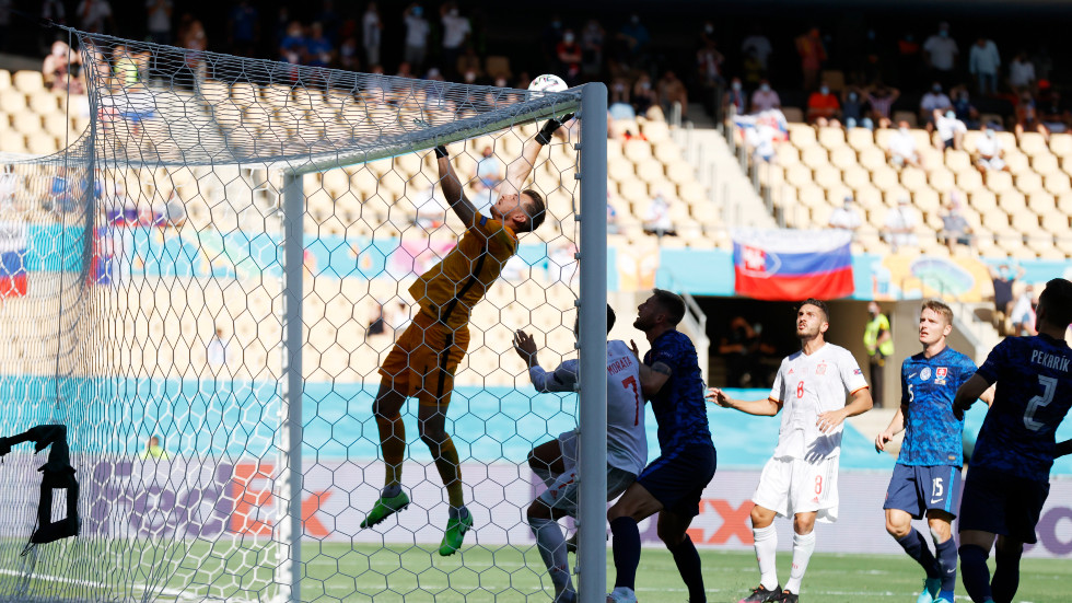 ‘An absolute howler’: Dubravka scores ‘worst own goal ever’ in bizarre start to Spain-Slovakia Euro 2020 clash (VIDEO)