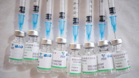 Doses of the Chinese Sinopharm vaccine against the coronavirus disease (Covid-19) are seen at the Biblioteka kod Milutina restaurant in Kragujevac, Serbia, (FILE PHOTO) © REUTERS/Marko Djurica