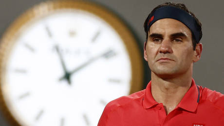 Time is up for Roger Federer at this year's French Open © Christian Hartmann / Reuters