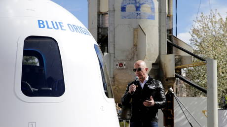 Jeff Bezos at an event in Colorado Springs, Colorado, US, 2017. © Isaiah Downing/Reuters