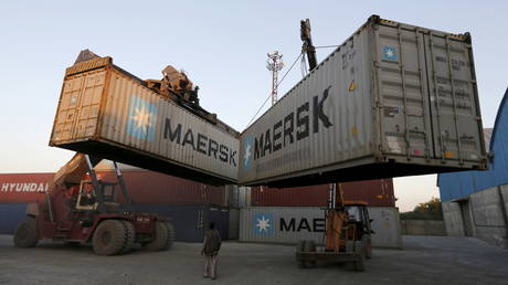 India&rsquo;s economy shows signs of recovery with huge jump in exports & imports