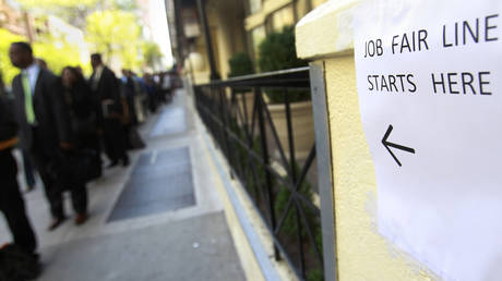 $400 billion, or roughly half of US unemployment benefits paid out during Covid-19 pandemic, may have been squandered by criminals