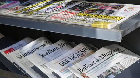 Deutschsprachige Nachrichtenagenturen lehnen das Geschlecht ab, liefern aber keine geschlechtsneutrale politische Stellungnahme