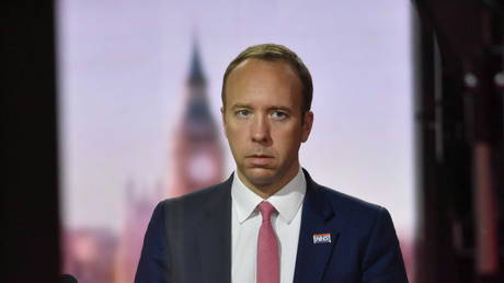 &lsquo;Astonishing double standards&rsquo;: Brits outraged after BoJo accepts Health Secretary Matt Hancock&rsquo;s apology for snogging aide