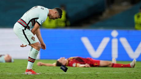 Ronaldo tossed his armband to the turf at the final whistle in Seville. © Reuters