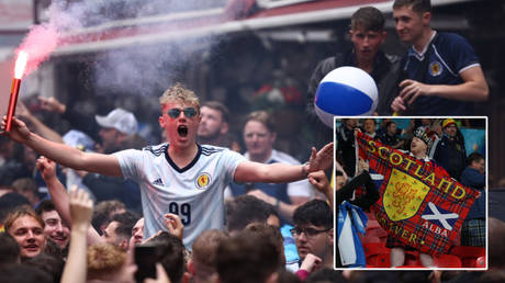 Scotland fans descended on Wembley for Euro 2020 © Carl Recine / Reuters | © Henry Nicholls / Reuters