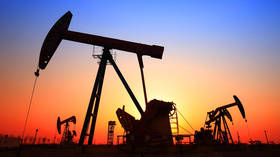 Chinese drillers announce two MASSIVE oil & gas discoveries in Northwest China