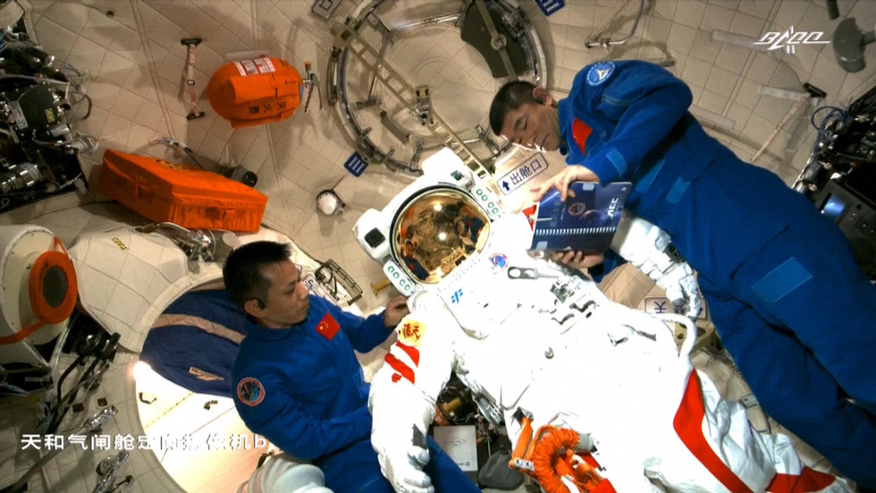 WATCH: Astronauts at China’s new space station conduct their 1st spacewalk