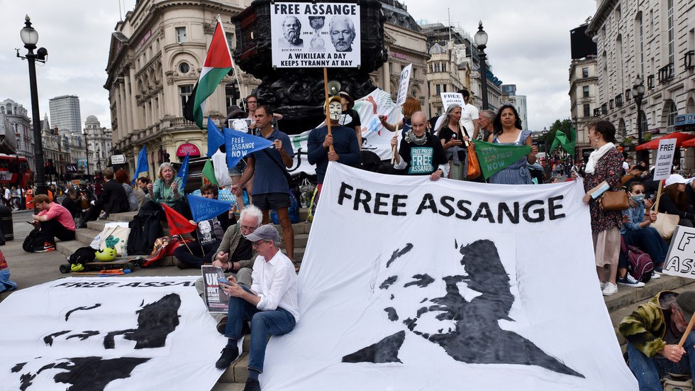 Aussie PM’s refusal to back WikiLeaks’ Assange is ‘morally bankrupt’ says MP in Oz who also tells US & UK: ‘enough is enough’