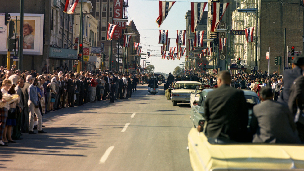 Not a lone wolf killing: New documentary on JFK assassination reveals ‘organized black op,’ director Oliver Stone tells RT