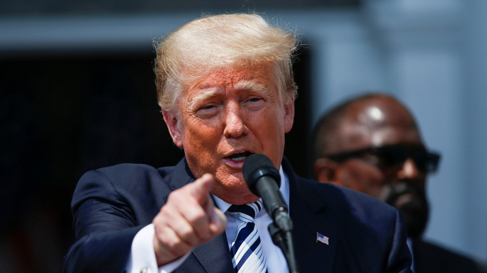 Trump says Americans refuse to get vaccinated because they ‘don’t trust’ Biden and ‘fake news’ media
