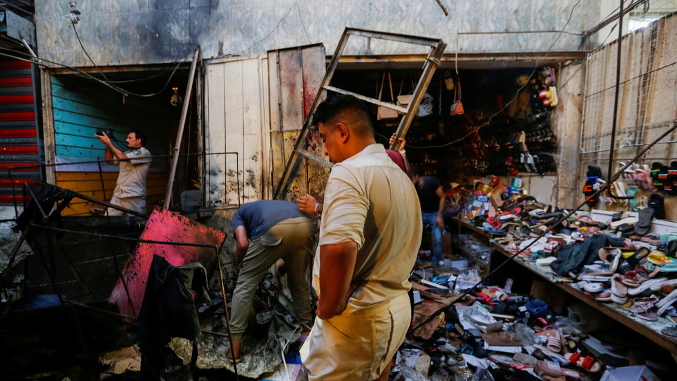 Roadside bombing at Baghdad market kills at least 25 people – reports