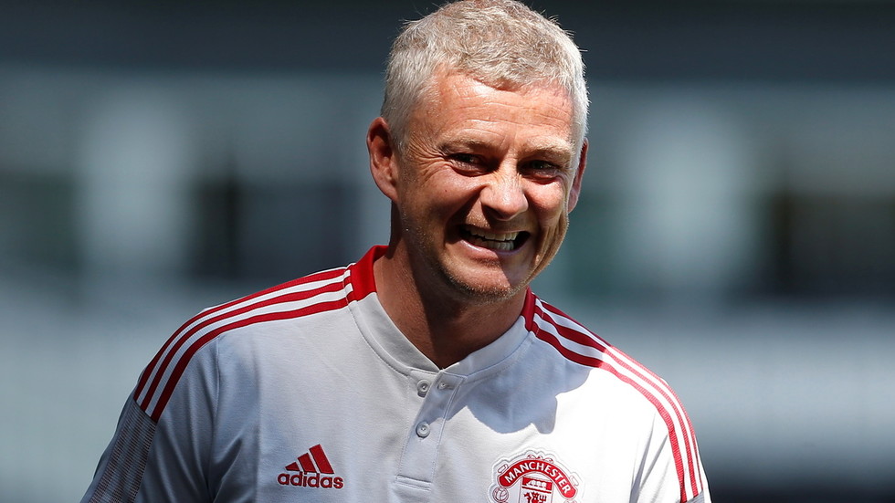 Ole’s staying at the wheel! Manchester United boss Solskjaer inks new deal to tie him to Old Trafford until 2024 — RT Sport News