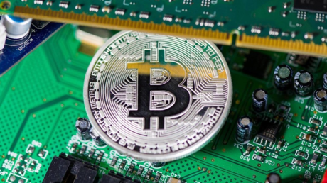 Two engineers for Russian Metro system under investigation after covertly stealing electricity to mine CRYPTOCURRENCY at work