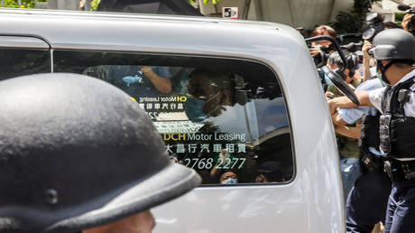 文件照片。童英杰抵达香港西九龙法院。 ©法新社/艾萨克·劳伦斯
