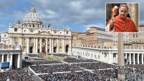 FILE PHOTO. Vatican. © AFP / Andreas SOLARO; (inset) Cardinal Giovanni Angelo Becciu. © AFP / ANDREAS SOLARO