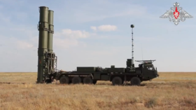 Russia shows off new high-tech S-500 rocket system designed to take down enemy SPACE WEAPONS high above planet Earth (VIDEO)