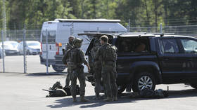 9-hr hostage crisis defused after Swedish prisoners release guards in exchange for PIZZA