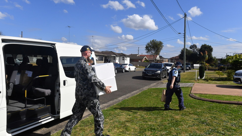 Australia extiende el bloqueo de Covid-19 en Brisbane, envía soldados para ayudar a hacer cumplir las reglas de cuarentena de Sydney – RT World News
