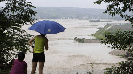 The Fujiang River, Sichuan province, China (FILE PHOTO) © REUTERS/David Gray (CHINA)