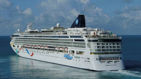 US judge sides with Norwegian cruise company, blocks Florida from fining them over ban on unvaccinated passengers