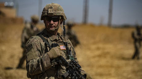 FILE PHOTO. A US soldier in the Syrian village of al-Hashisha on the outskirts of Tal Abyad town. © AFP / Delil SOULEIMAN