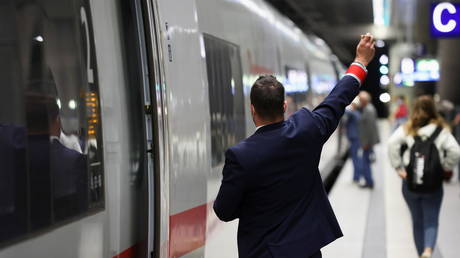 German train drivers plan three-day strike after negotiations on pay and &lsquo;corona bonus&rsquo; collapse