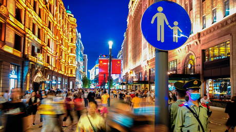 Do China&rsquo;s latest Covid lockdowns threaten global economic recovery? RT&rsquo;s Boom Bust investigates