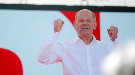 Olaf Scholz © REUTERS/Leon Kuegeler