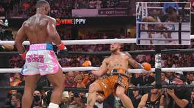 ‘Why didn’t he finish him?’ Jake Paul earns win over Woodley but fans angry at ex-UFC champ after he had rival on ropes (VIDEO)