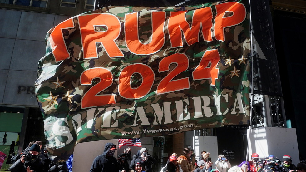 Trump will ‘definitely’ run in 2024 after Afghanistan disaster, according to close Republican allies