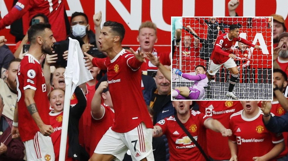 ‘Like he never left!’ Fans erupt as Ronaldo scores on second Man Utd debut after star pounces on goalkeeper error (VIDEO) — RT Sport News