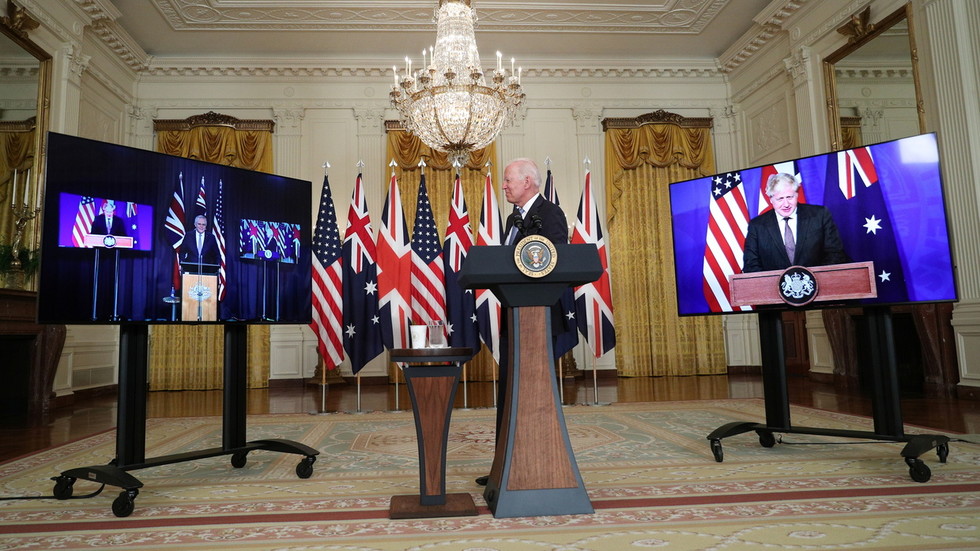 Three Eyes… against China? Biden says US & UK to help Australia build ‘conventionally armed’ NUCLEAR submarines