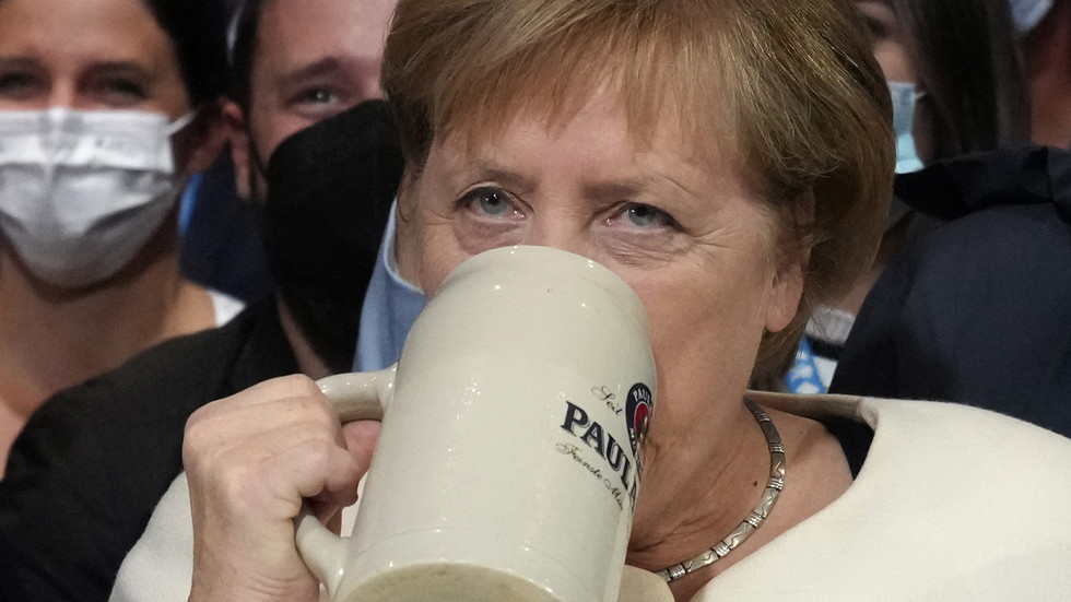 52% of Germans won’t miss Chancellor Angela Merkel, new poll indicates a day before general election