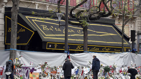 The Bataclan Cafe adjoining the concert hall, Paris (FILE PHOTO) © REUTERS/Charles Platiau