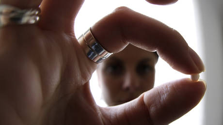 France to extend its birth-control support program, offering free contraception to women until they turn 25