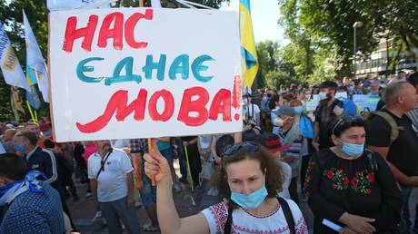 English language of the &lsquo;civilized,&rsquo; Ukraine&rsquo;s chief censor claims, urges Kiev to scrap Cyrillic alphabet to distance from Russia