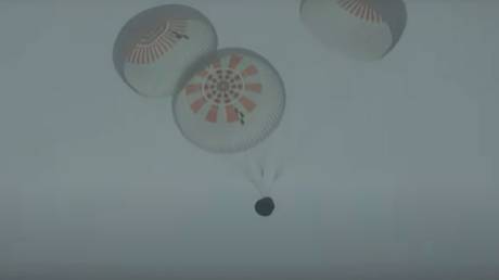 SpaceX&rsquo;s all-civilian Inspiration4 mission splashes down off Florida