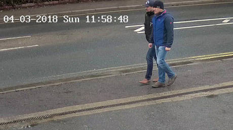 A handout picture taken on Wilton Road in Salisbury, west of London on March 4, 2018, and released by the British Metropolitan Police Service in London on September 5, 2018, shows Alexander Petrov (R) and Ruslan Boshirov. © AFP / Metropolitan Police Service