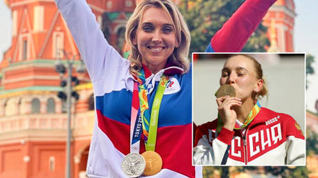 Thieves accused of stealing Olympic champ&rsquo;s medals in raid on her home &lsquo;return them with apology, chocolates&rsquo; at Moscow checkpoint